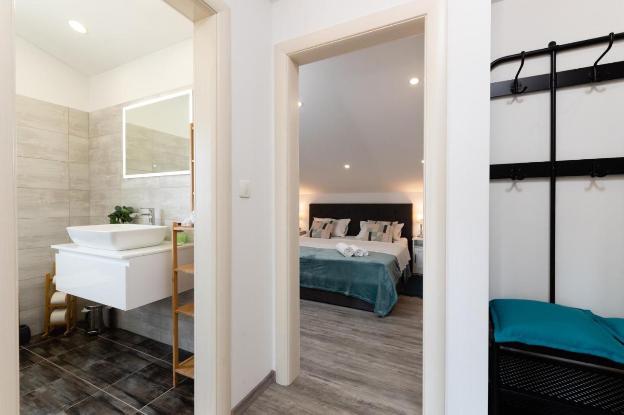 Olivae Apartments Trogir Exterior photo
